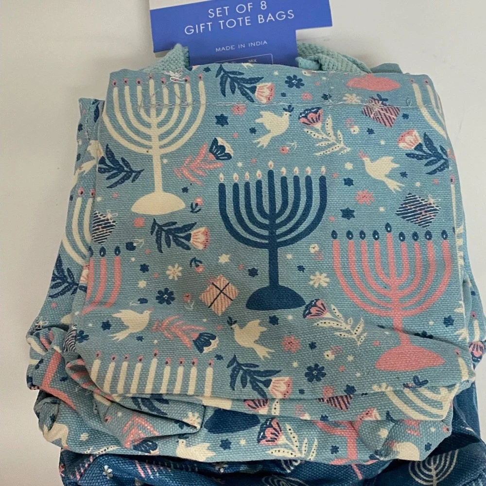 Festive‎ Lights Set of 8 Hanukkah Gift Tote Bags Blue Chanukah Menorah Dreidel